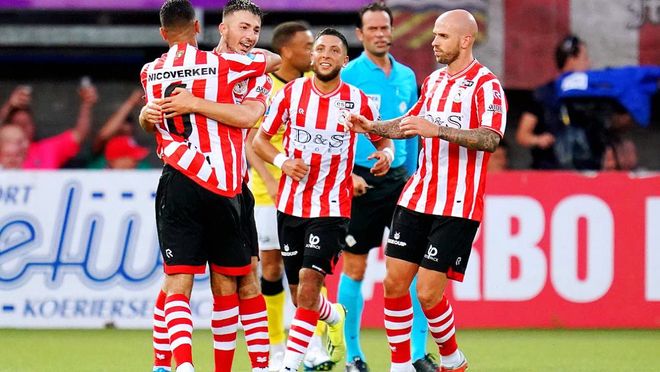 詹姆斯和 詹姆斯和