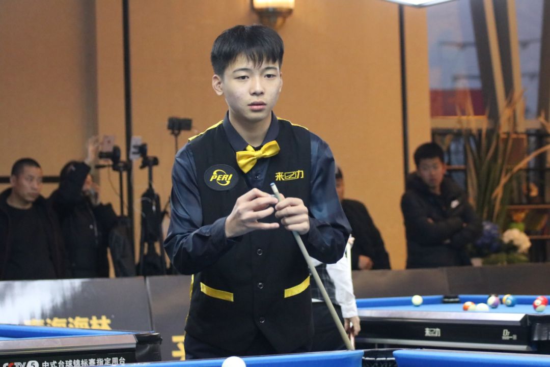 球队则通过 球队则通过